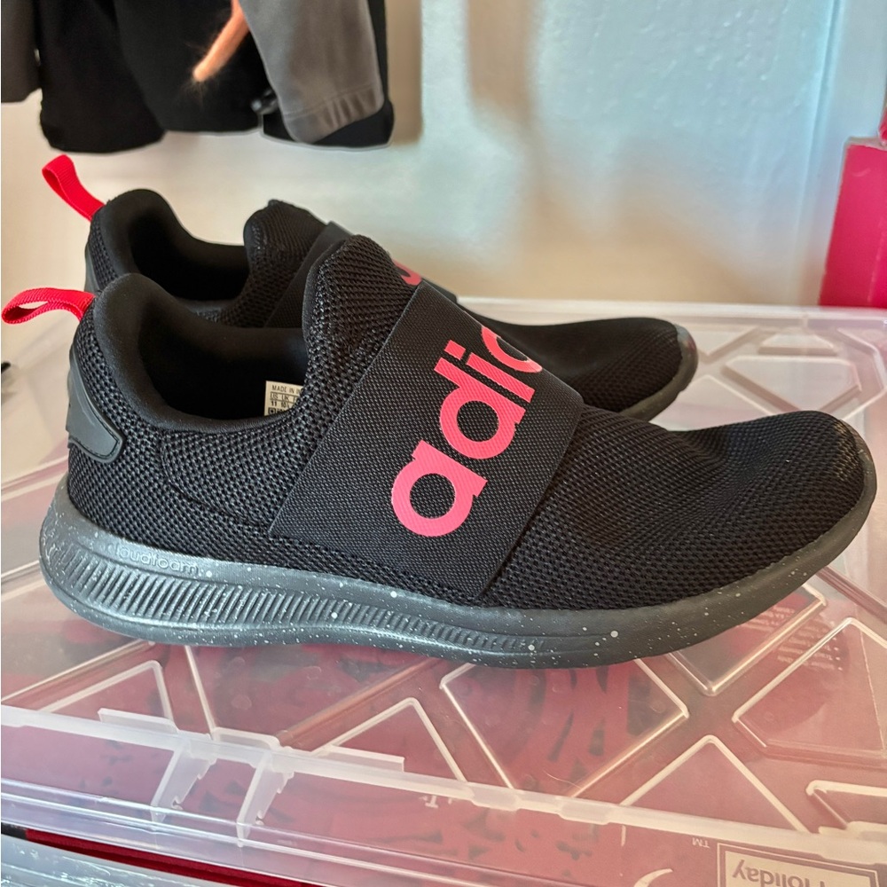 ADIDAS Men's Lite Racer Adapt Running Sneaker Size 11, Black and Red, Slip-On